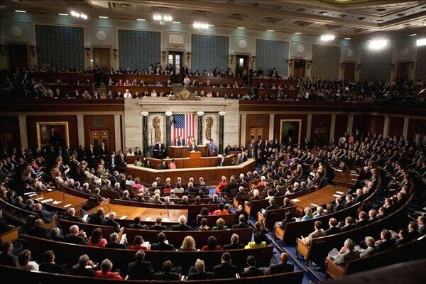 В Конгресс США внесен проект закона о борьбе с ботами-спекулянтами